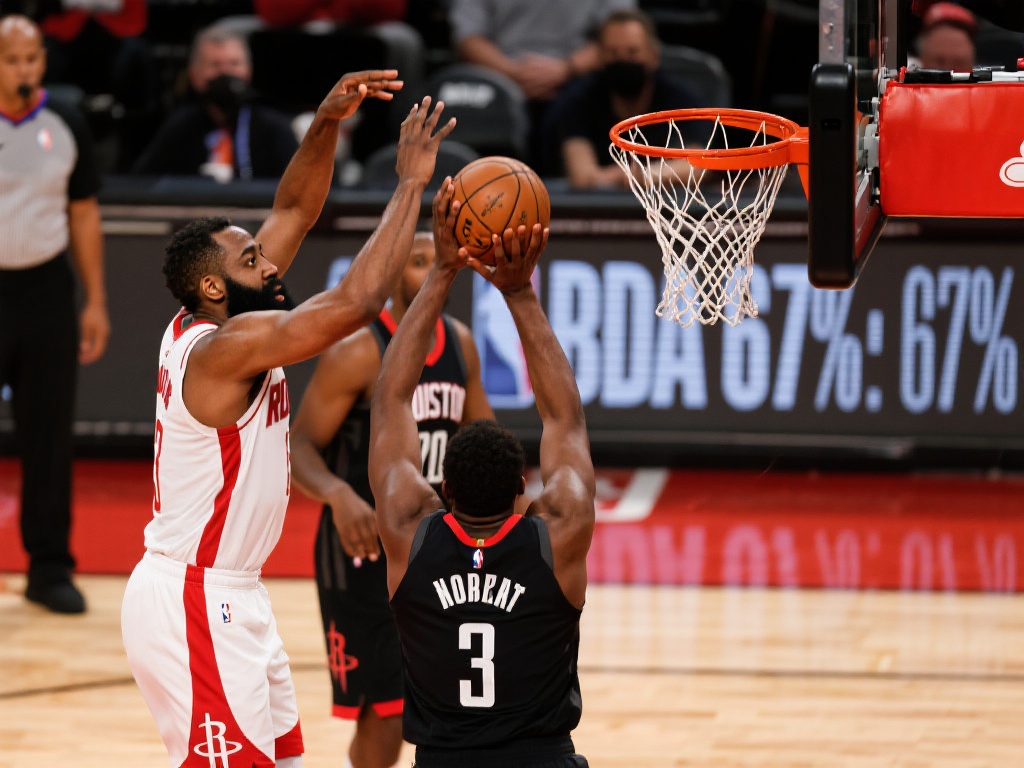 迷的目光 迷的目光